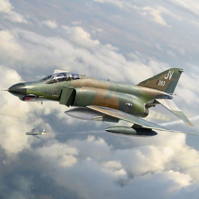 Huvudbild [1/32] 12133 USAF F-4E Vietnam War