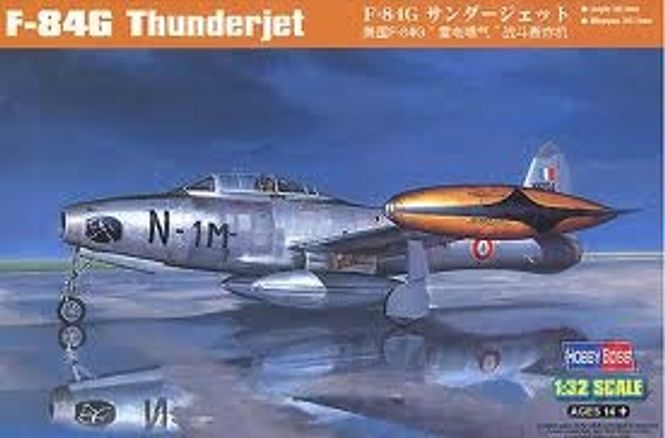Huvudbild F-84 G THUNDERJET SKALA 1:32