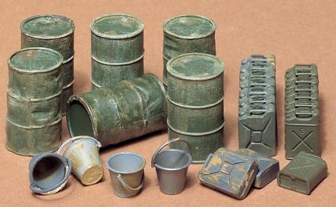 Huvudbild JERRY CAN SET 28 DELAR. SKALA 1/35