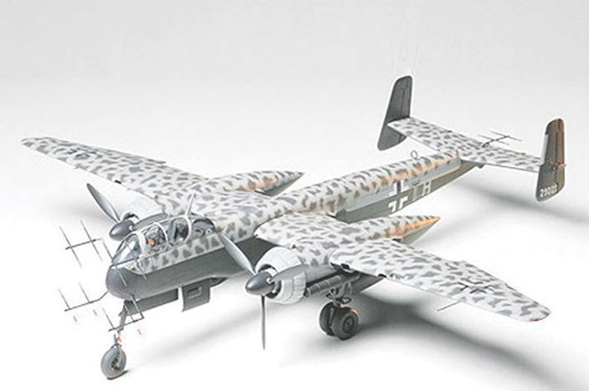 Huvudbild HEINKEL He219A-7 UHU. L=355mm. SKALA 1/48