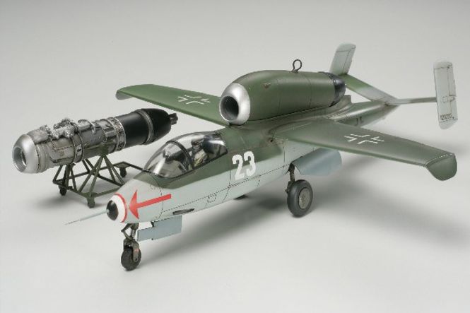 Huvudbild HEINKEL He162 A-2 SALAMANDER. L=205mm. SKALA 1/48