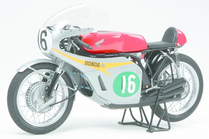 Huvudbild TAMIYA 1/12 Honda RC166
