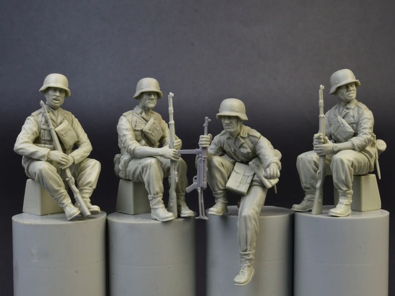 1/35 German Panzergrenadiers
